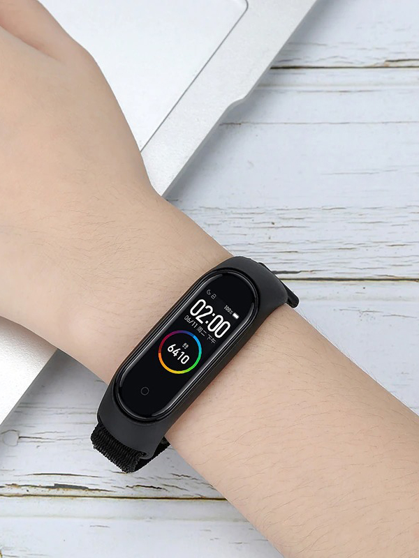 Светло-розовый